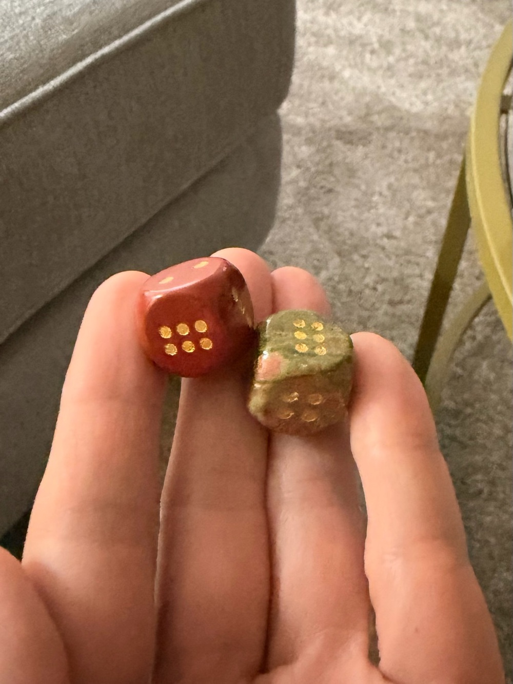 Solid Stone Dice in Red and Green with Gold Inlay - Picture 7 of 7